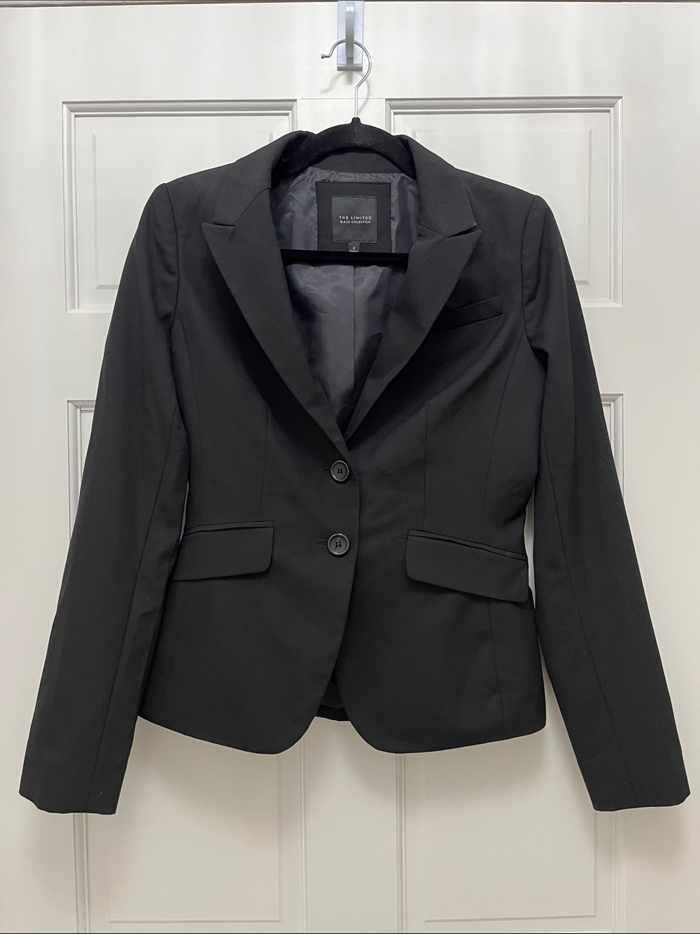 The Limited Black Tailored Women's Blazer w/ Two Button Closure - Size 2